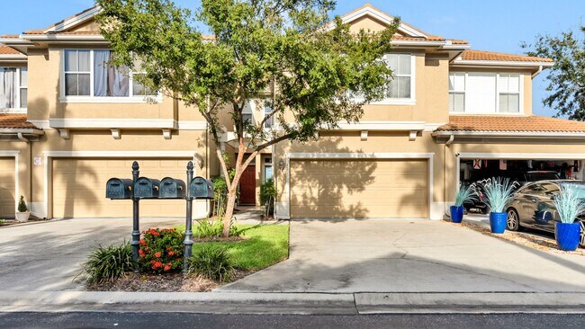 Building Photo - Spacious, light, bright 2 Master BR, 2-car... Rental