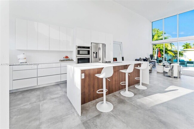 Photo - 7525 Buccaneer Ave