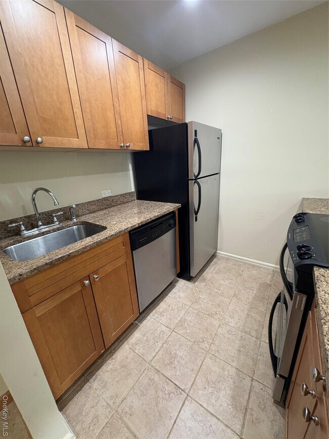 Photo - 1701 Crompond Rd