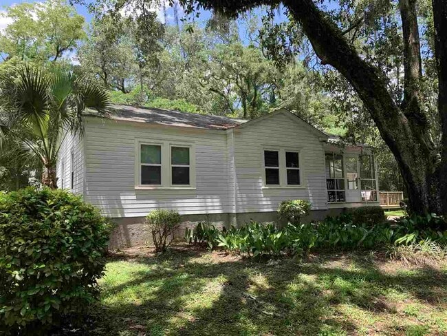 Photo - 128 Westridge Dr House
