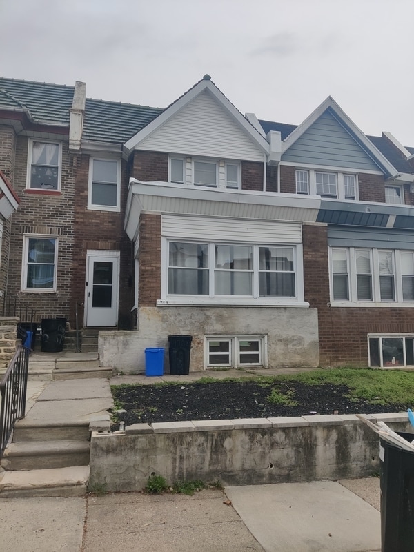 Building Photo - 1708 67th Ave