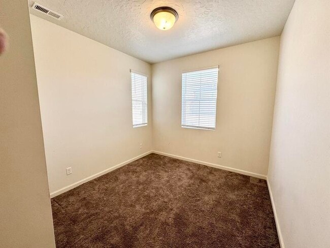 Photo - 283 N 1580 W