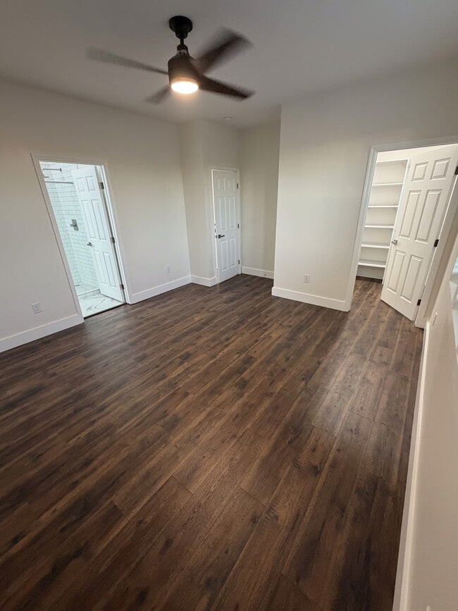 Photo - 1413 Woodbine Ave