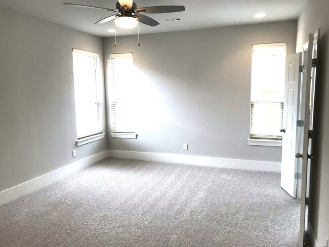 Photo - 2304 SW Hampton Ave