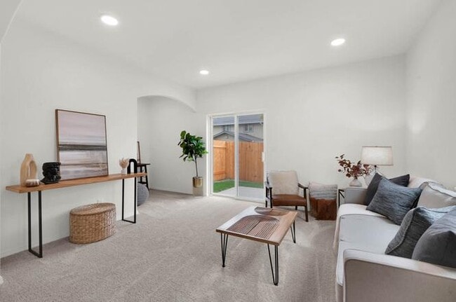 Photo - 1152 S 43rd Pl