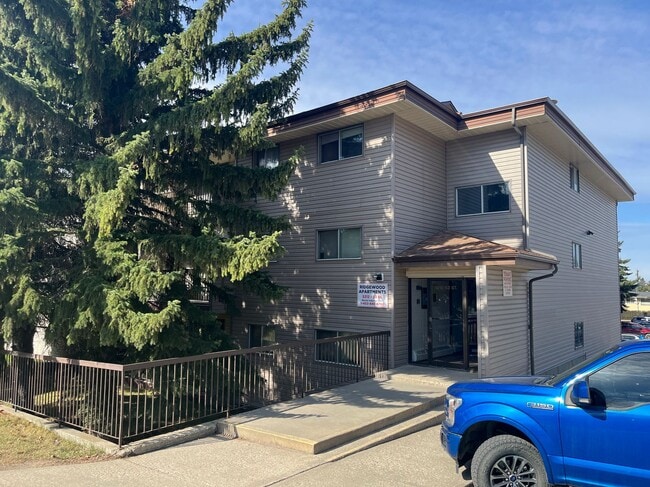 Building Photo - 1 Bed 1 Bath Unit 306B