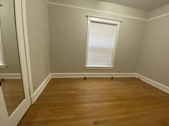 Photo - 5427 N Wayne Ave Unidad 1st Floor