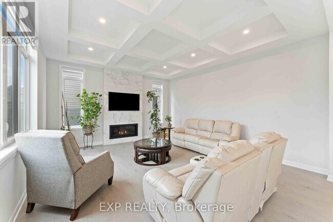 Photo - 700 Coast Cir