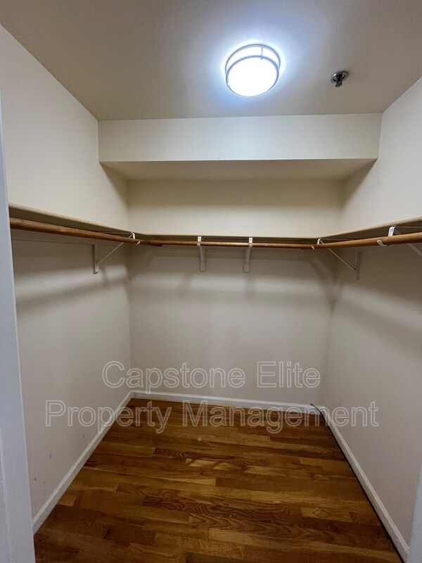 117 Hudson St Unidad Second Floor, 2 - 3 Master Suite