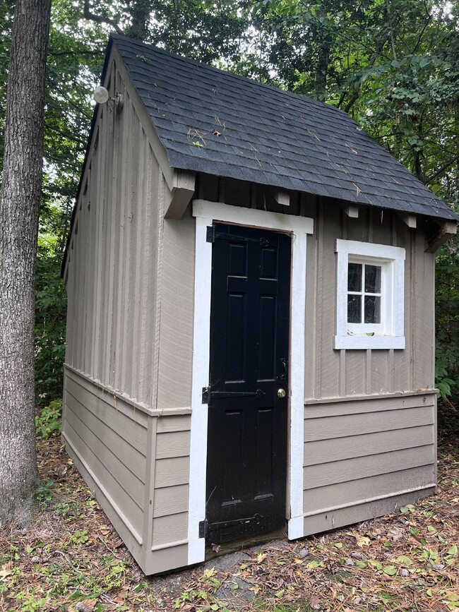 Photo - Charming Home in Brandermill.