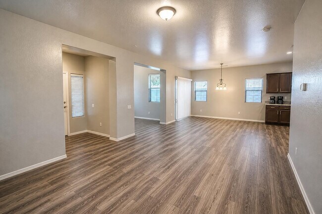 Photo - 2341 N 83rd Dr