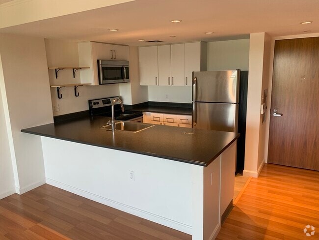 Building Photo - 295 Harvard St Unit 306 Rental