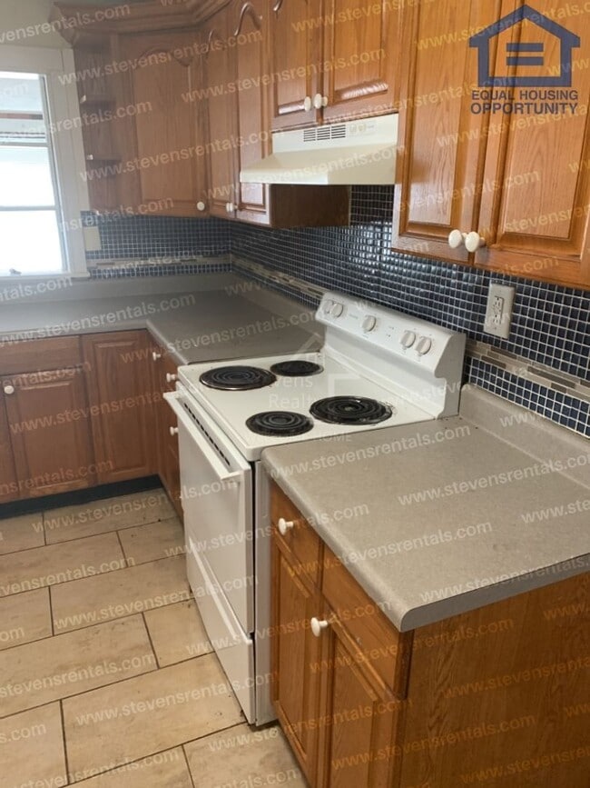 Photo - 2420 Chicago Ave