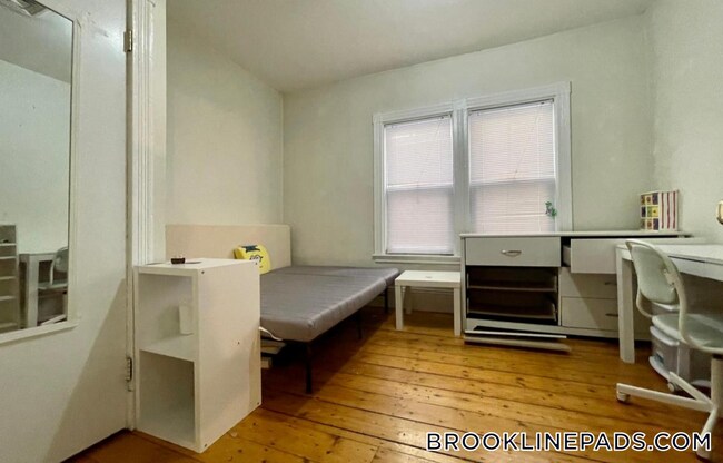 Photo - 129 Brook St Unidad 1