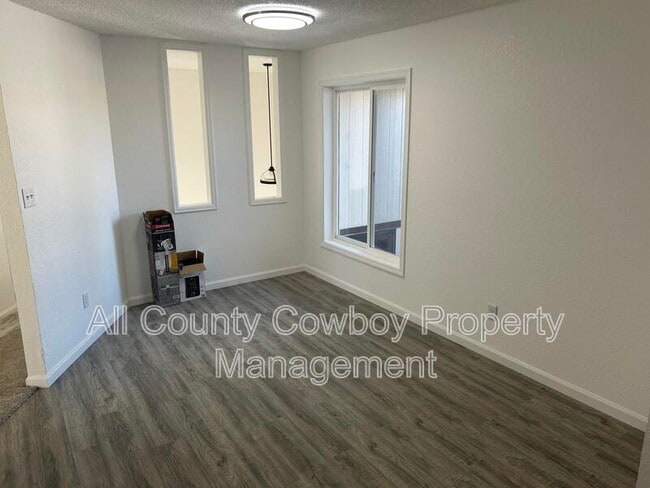 Photo - 4210 E Comanche Dr