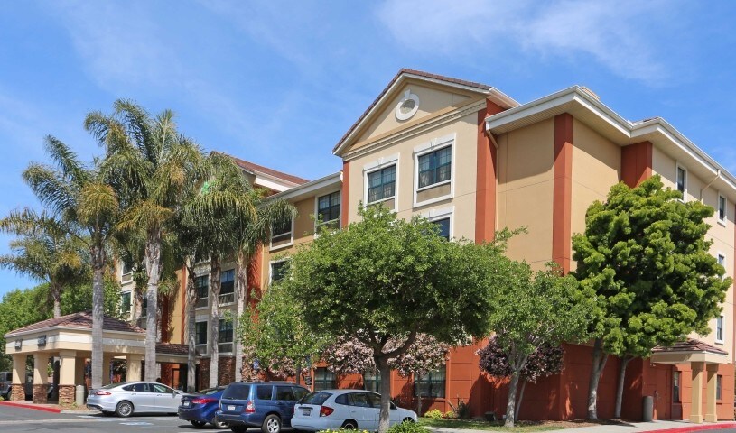 Exterior Exterior