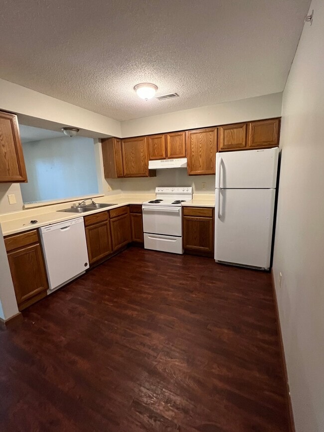 1080 Mace Rd