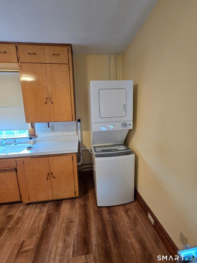 Photo - 158 Martone St