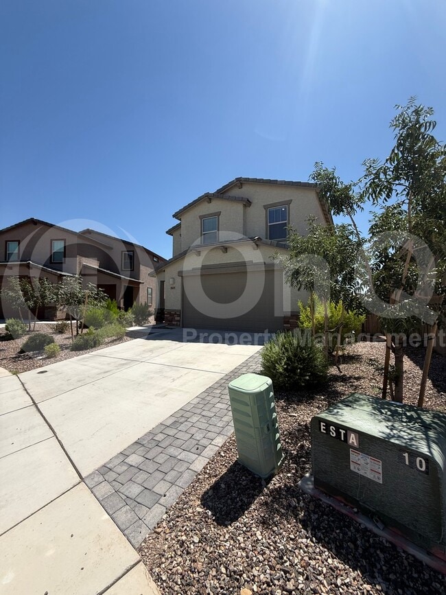 Building Photo - 7609 S Camino Alma Vieja