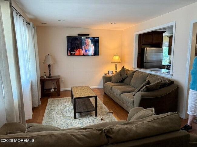 Photo - 1835 Northwest Dr