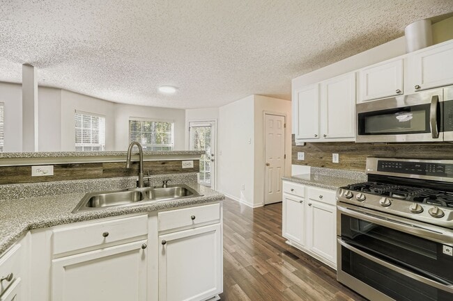 Photo - 3104 Mineral Ridge Ln