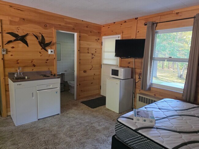 T Bird Country Apartments