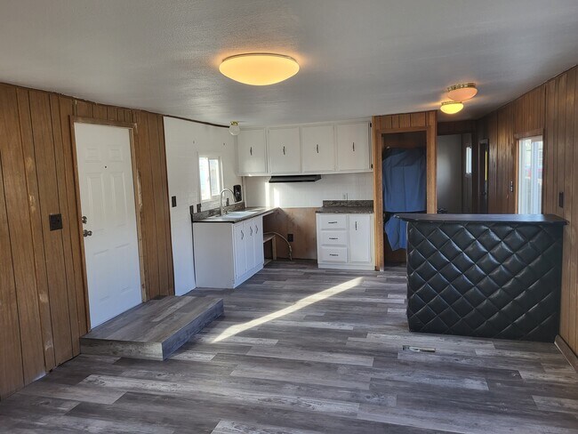 Photo - 712 5th St Casa