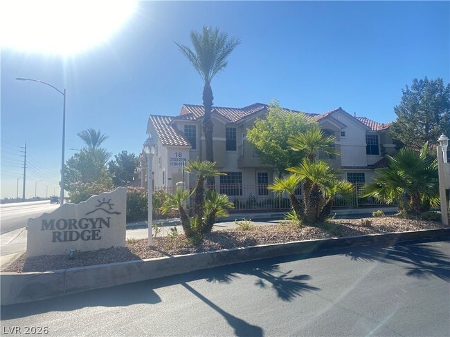 Building Photo - 8555 W Russell Rd Unit 2106