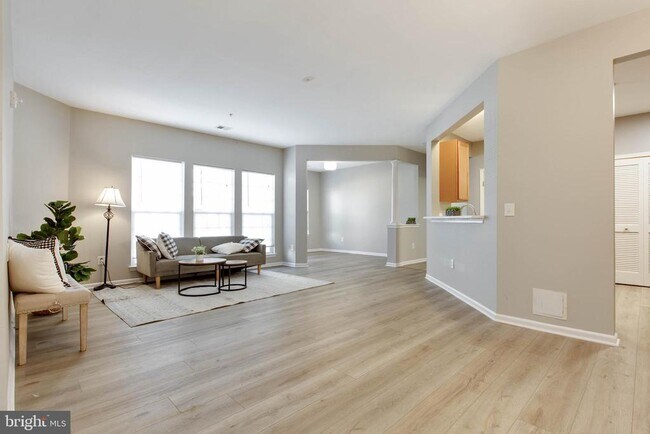 Photo - 7557 Stoney Run Dr Unit 101