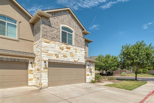 Photo - 2880 Donnell Dr