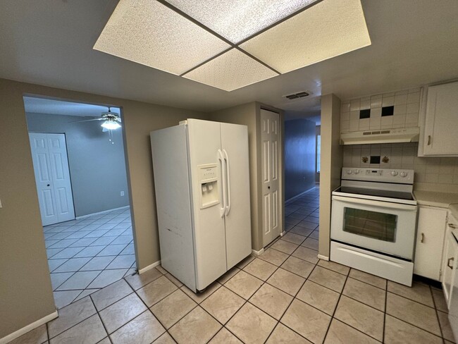 Photo - Contemporary 2/2 Condo Ground Level w/ Wheelchair Accessibility! 436/Curry Ford