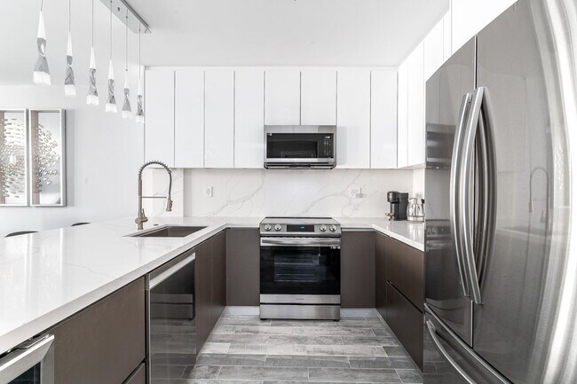 Photo - 3725 S Ocean Dr Unidad 1203