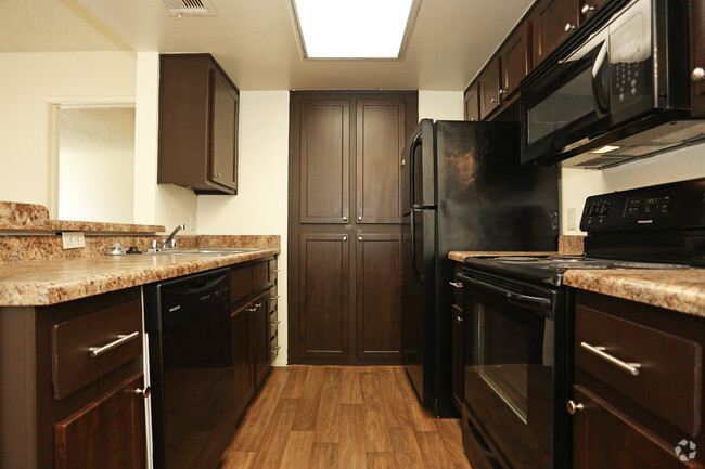 Interior Photo - Sandstone Apartments