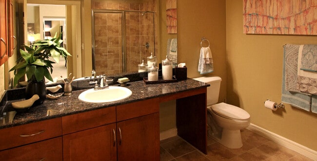 Baño - Delante Apartments