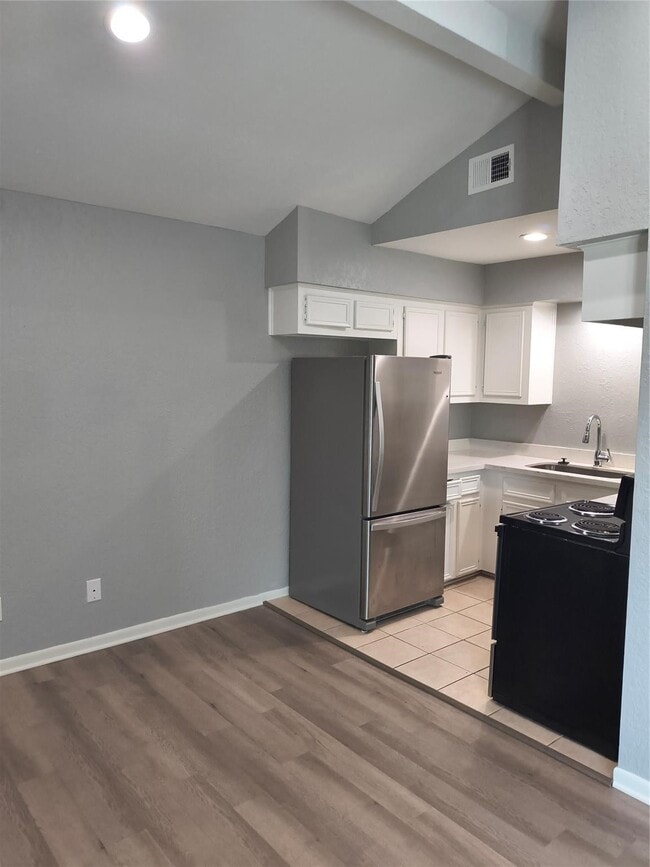 Photo - 2305 55th St Unidad 5