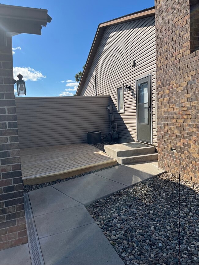 Photo - 4725 Tana Pt