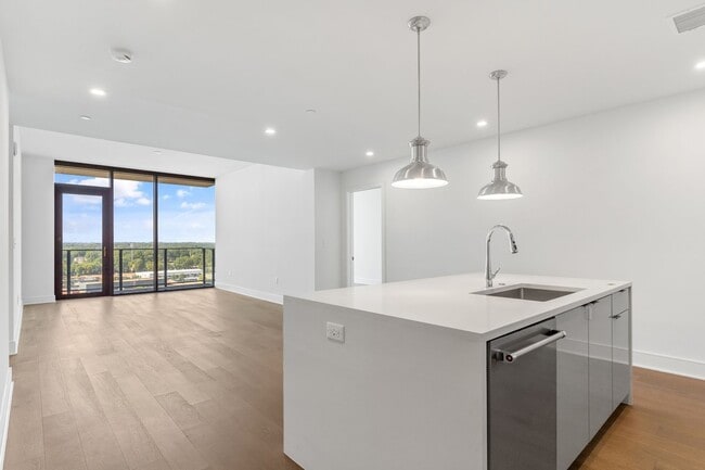 Photo - 788 West Marietta St NW Unit 909