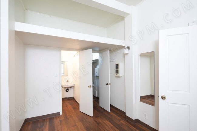 Photo - North PB/Bird Rock 1 Br Across the Street from Tourmaline Beach! Unidad 5050