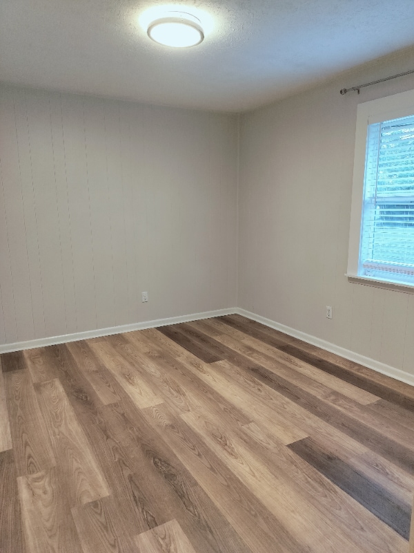 Photo - 111 Maple St