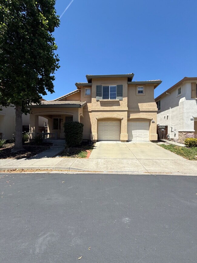 Photo - Beautiful 3 Bedroom, 2.5 Bathroom Home in Prime Pleasanton