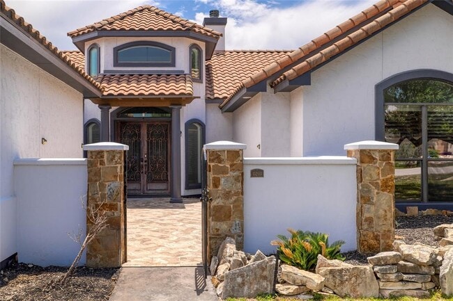 Photo - 15203 Lariat Trail