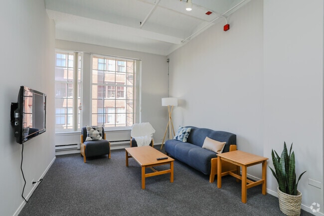 2 BR, 1 BA - Living Room