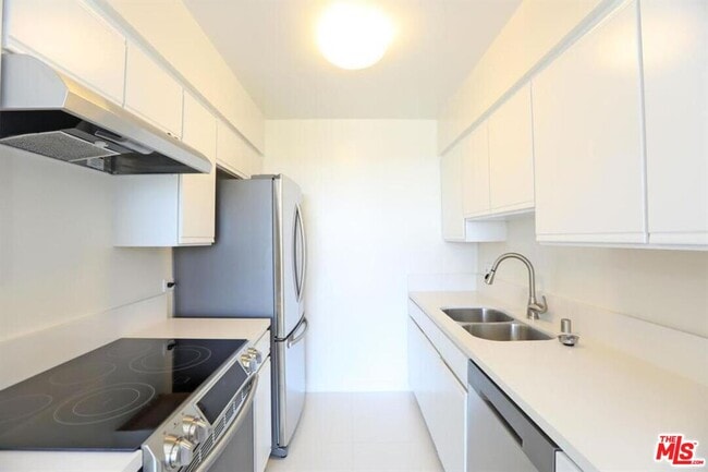 Photo - 201 Ocean Ave Ext Unidad 1205B