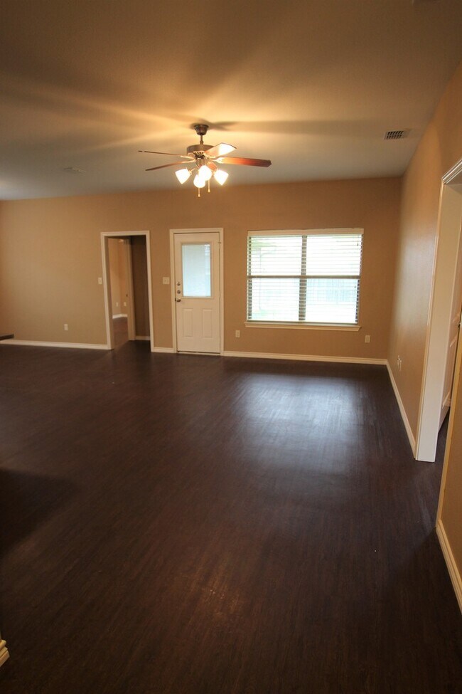 Photo - Gorgeous 3 Bedroom Home in The Ranch Subdivision- Flint! Coming soon!