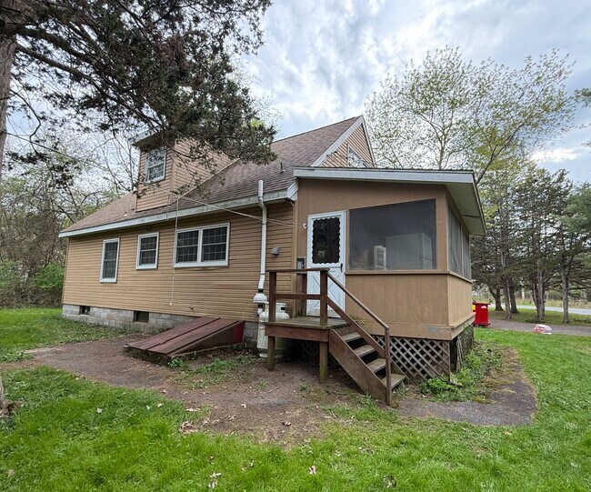Photo - 78 W Moorehouse Rd