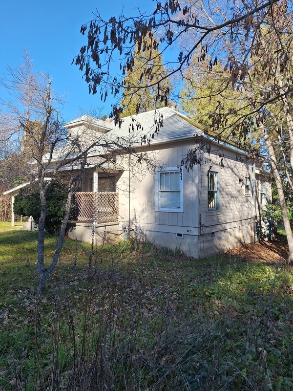 Photo - 1049 Ashland St