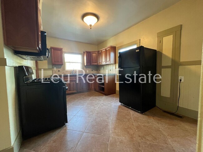 Photo - Charming 2-Bedroom Home with Classic Chara...