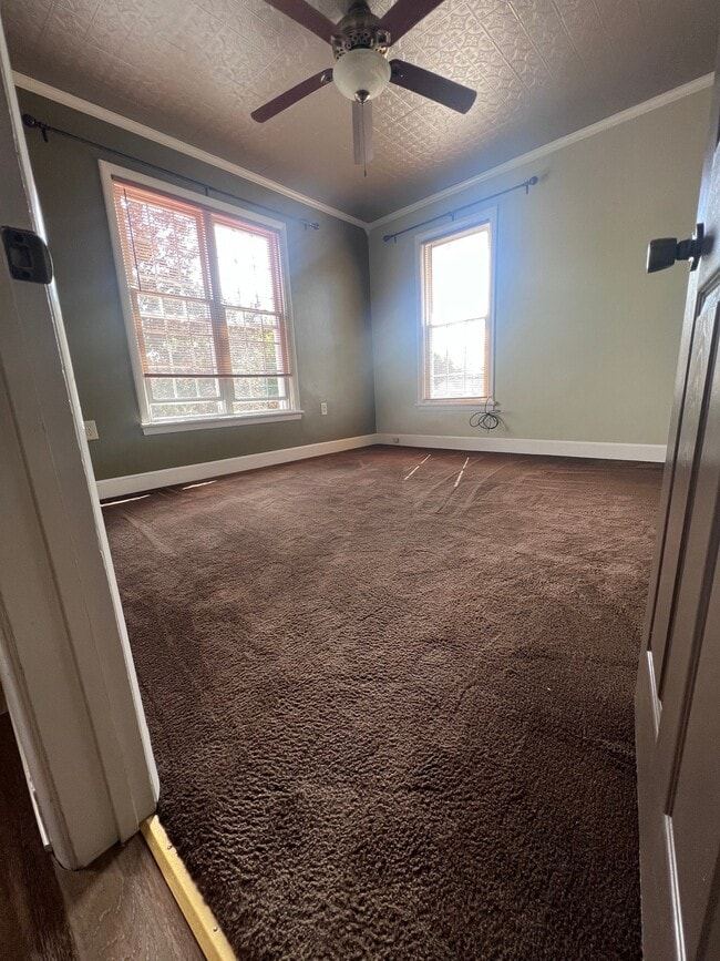 Photo - 721 N James St Unit 2