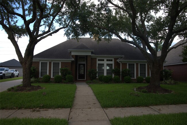 Photo - 1839 Lakewinds Dr