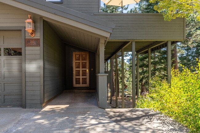 Photo - 283 Monterey Pine Rd